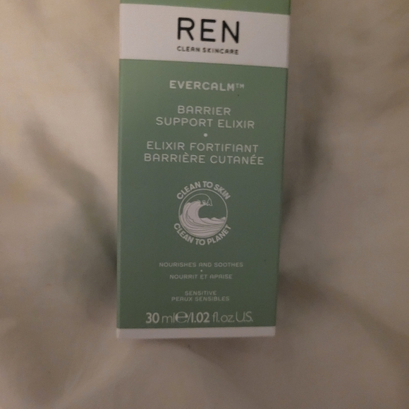REN Clean Skincare Evercalm Barrier Support Elixir 30ml - Picture 8 of 8